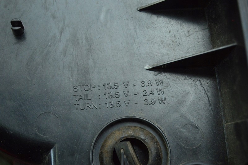 фото №13, Лампа левая задняя задняя a056008 land rover discovery 4 iv l319 04-09