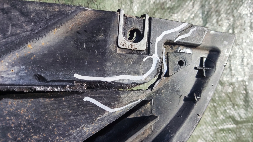 фото №8, Audi a8 d4 захист плита pod бампер 4h0807611b