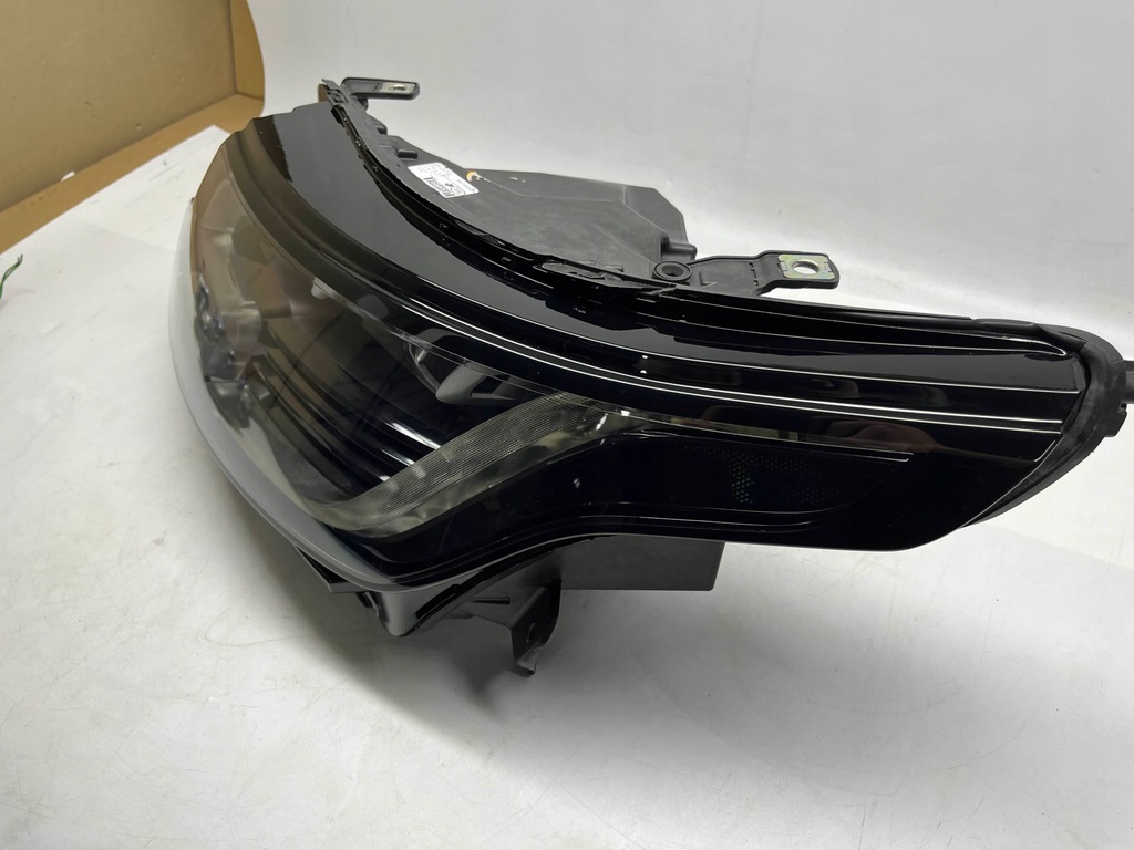 фото №4, Land rover range rover 4 velar фара лампа правая jk52-13w030ba