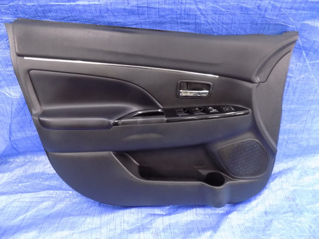 фото №1, Обивка дверь левый перед c4 aircross 1,8hdi