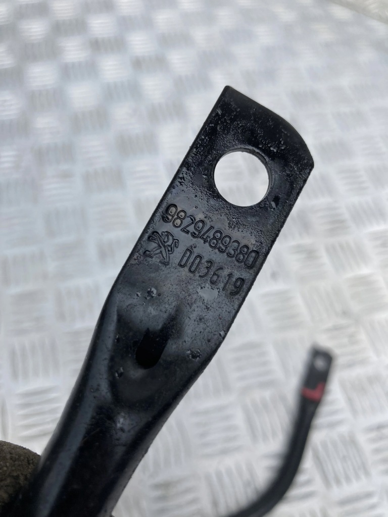 фото №2, Розпірка чашка ліва права ds3 crossback 18-