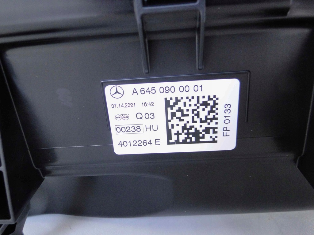 фото №11, Mercedes-benz оригинальный номер a6450900001 корпус фильтра воздуха