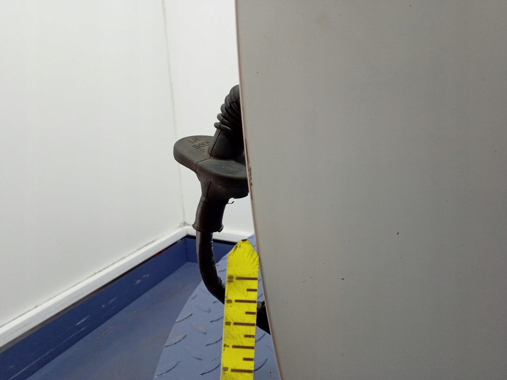 Mitsubishi l200 iv 06- дверь перед левая передние w32e Недорого