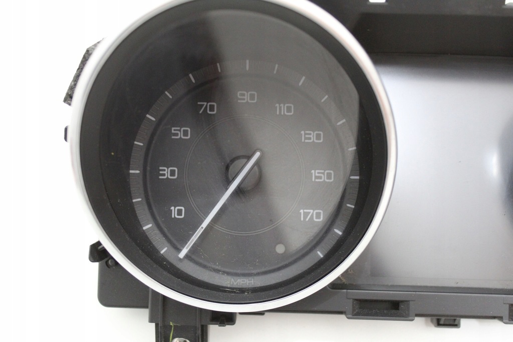 фото №14, Счетчик приборы jaguar xe 2.0 d 204dtd механическая коробка передач anglik gx7310849bf