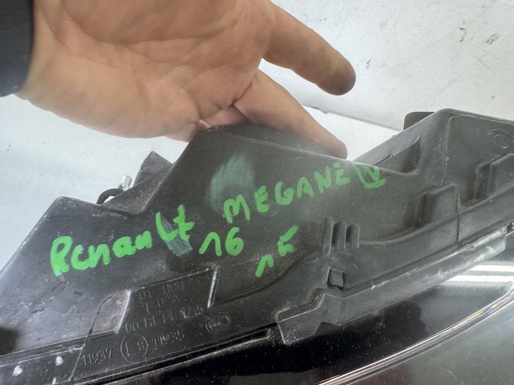 фото №13, Лампа левая перед renault megane iv 4 16-