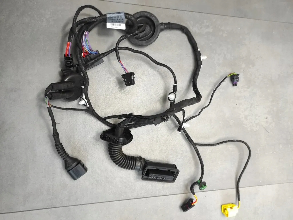 фото №1, Audi a5 8t джгут двері ліва перед 8t8971029ba