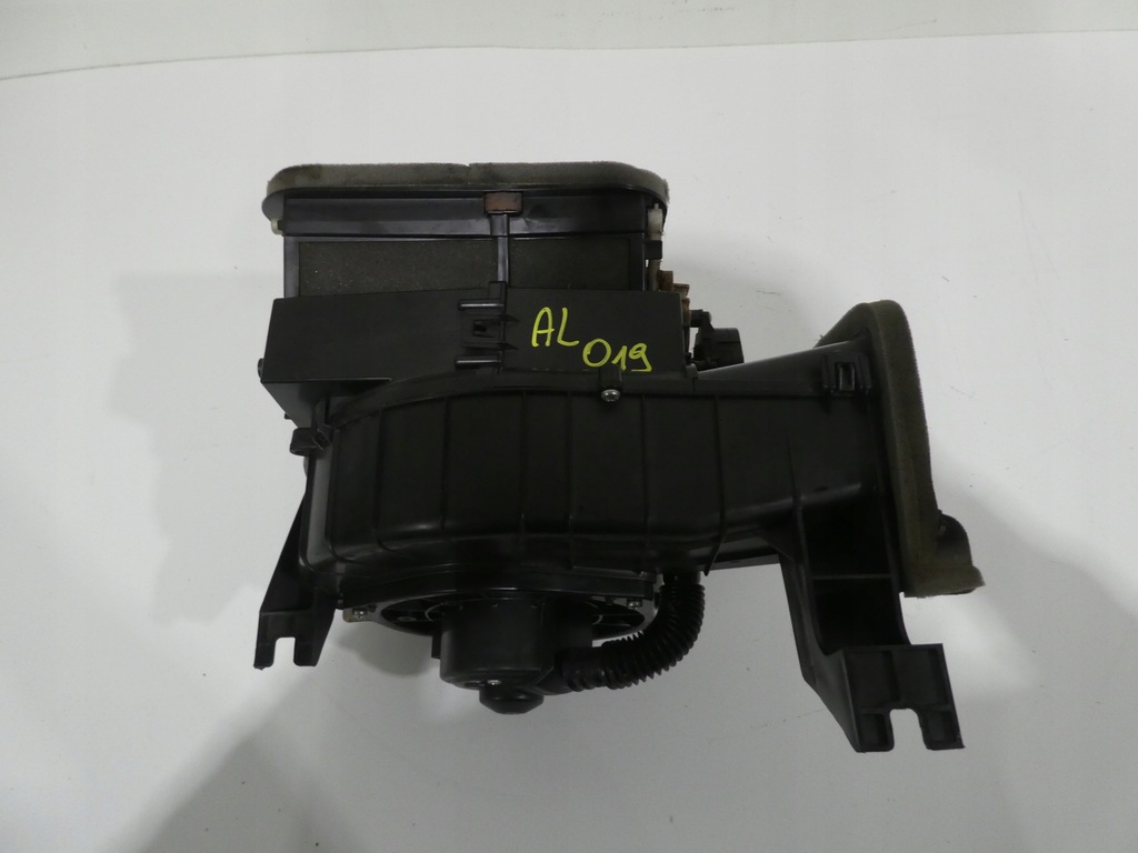 фото №1, Subaru forester iii отопитель воздуходувка 72210sc010