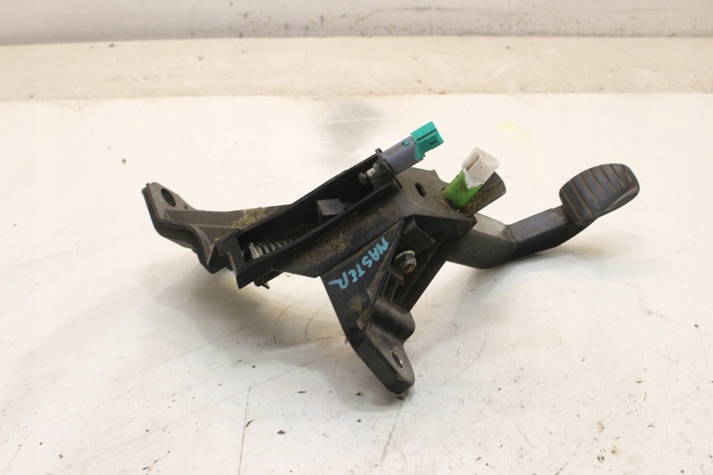 фото №3, Педаль сцепления renault master iii movano eu