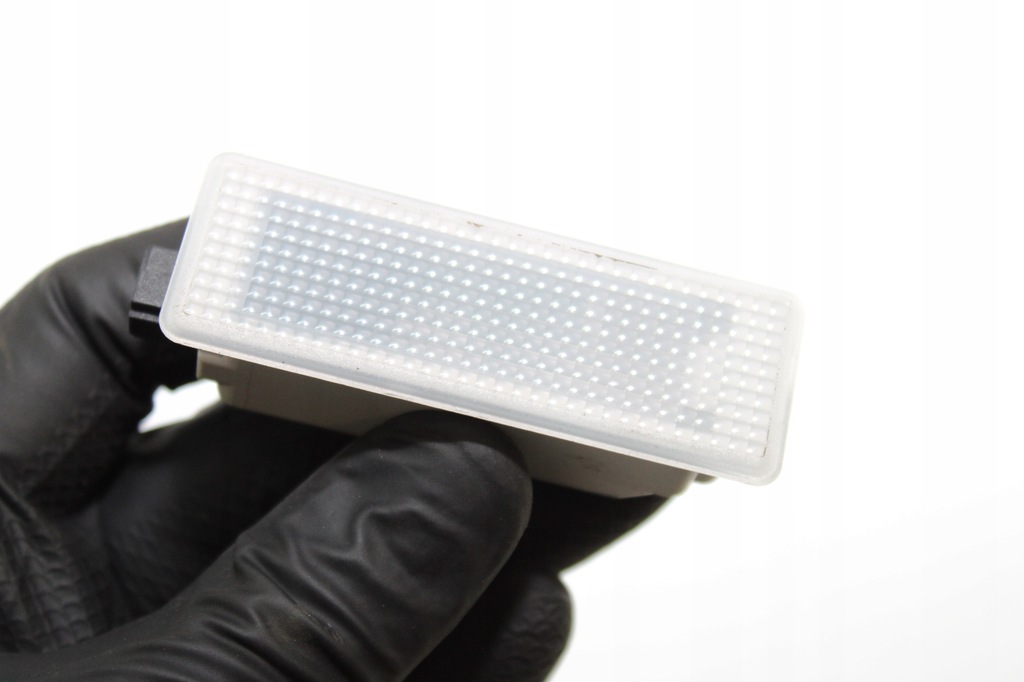 фото №6, Лампа освещение салона bmw 6972605 e60 e87 e90 f30 r56