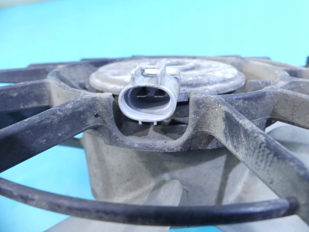 Вентилятор радиатора toyota avensis 2 t25 2.2d Оригинал