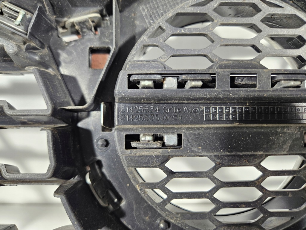 фото №8, Решітка радіатора решітка радіатора перед передній volvo xc60 ii r-design повний гарний