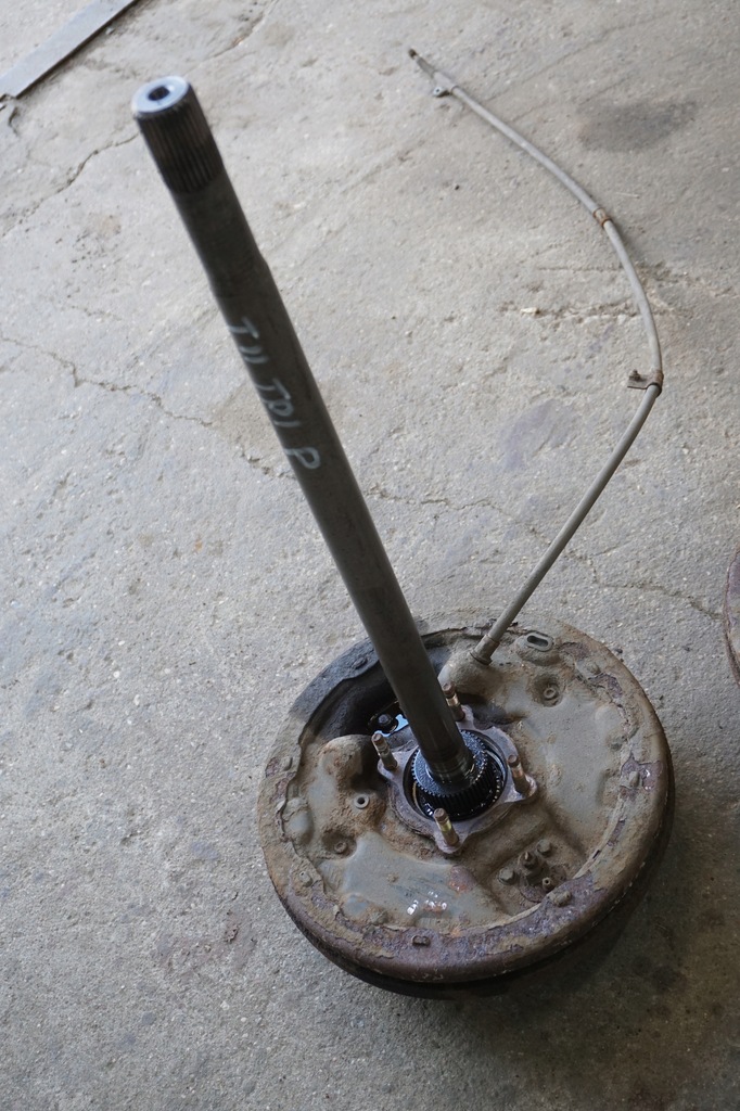 фото №1, Nissan terrano ii приводной вал ступица задняя задняя правая 2,7 tdi