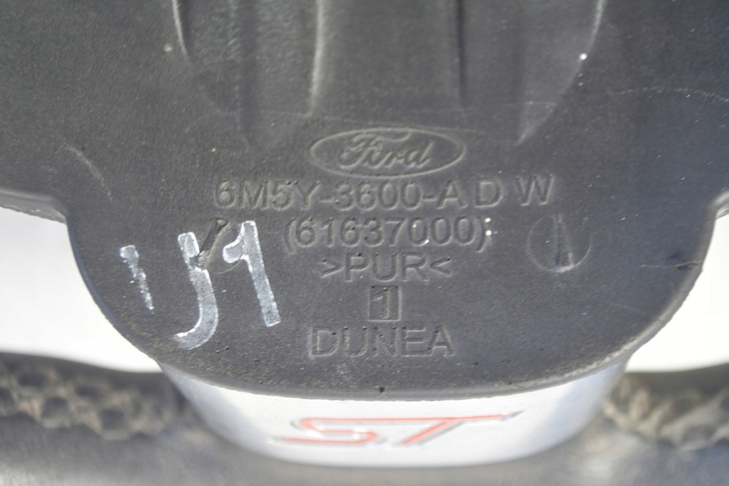 фото №8, Ford focus mk2 st 04- воздуховод кожа