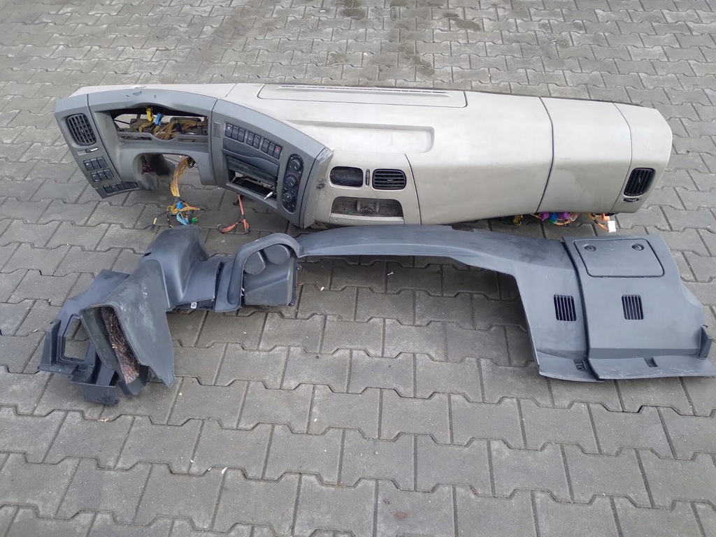 фото №1, Консоль панель приладів приладова перехідник праворульна renault lander kerax midlum