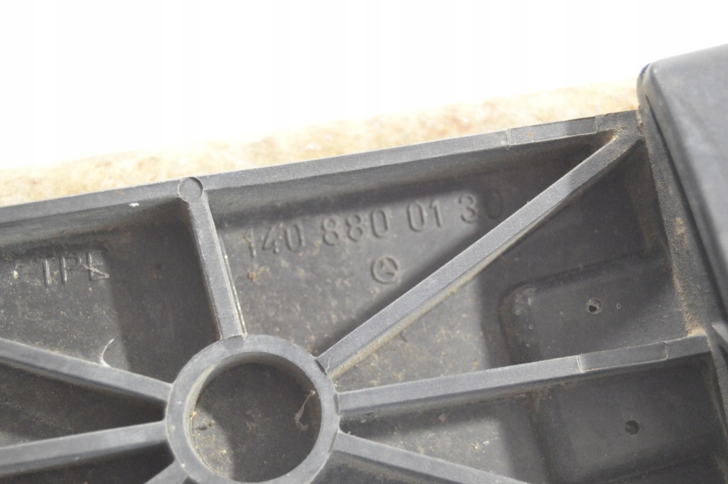 Напрямні бампера кріплення mercedes w140 c140 1408800130 1408800230 Київ