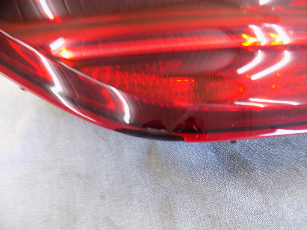 фото №7, Kia ceed iii kombi лампа задня задня права w кришка led 92404-j7150