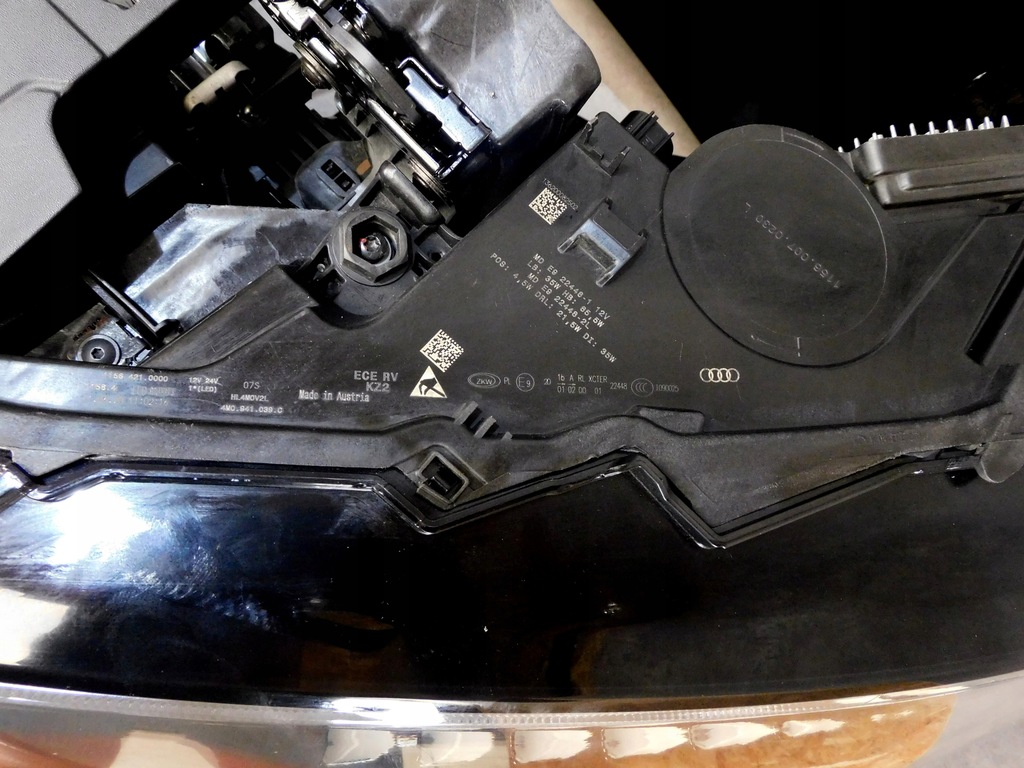 фото №6, Audi q7 4m lift s line перед бампер лампи капот pas крила matrix