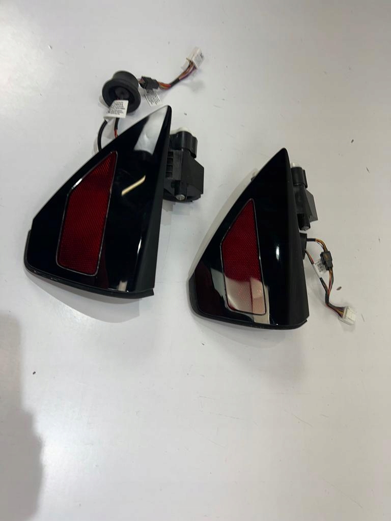 фото №7, Tesla 3 кришка порт заряджання 1478844-00-a