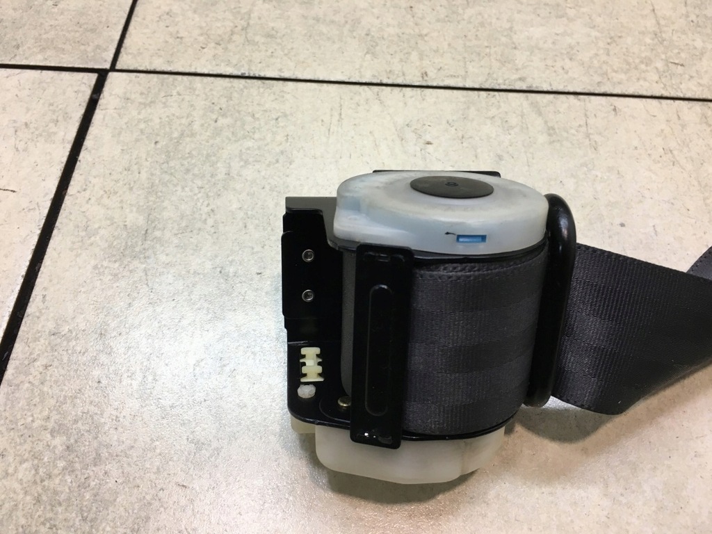 фото №4, Pas безопасности правый задняя carina e iv t19