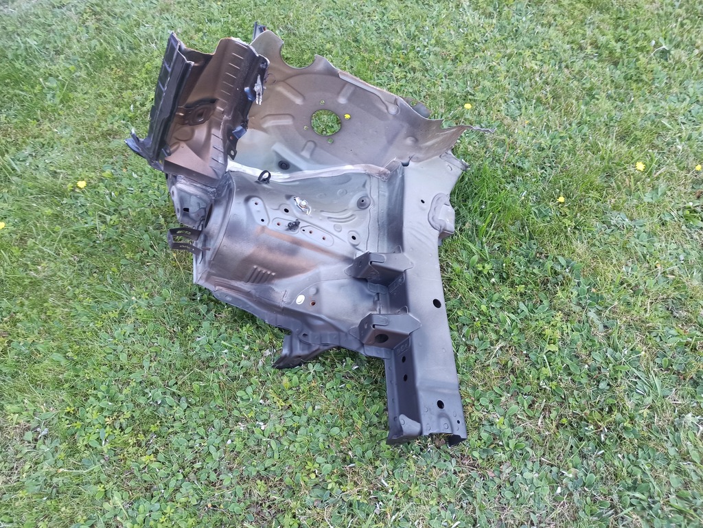 фото №1, Peugeot 108 citroen c1 лонжерон четверть правая