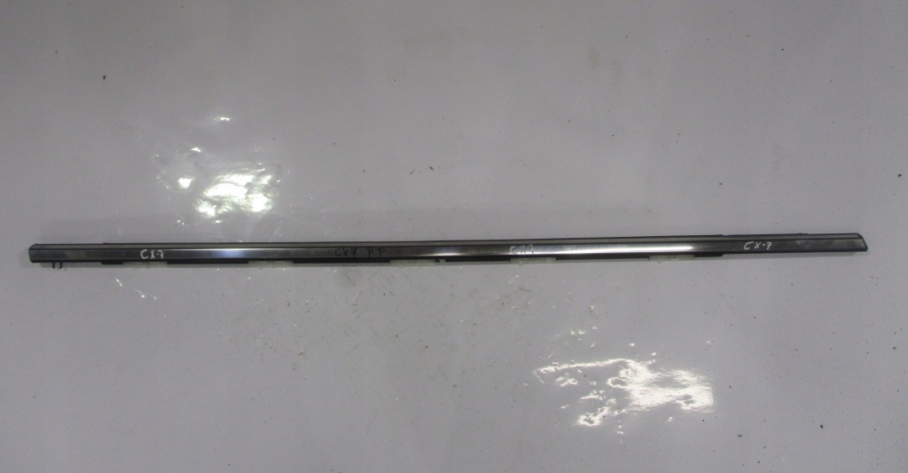 фото №1, Молдинг уплотнитель дверь перед передняя правая хром mazda cx7 cx-7