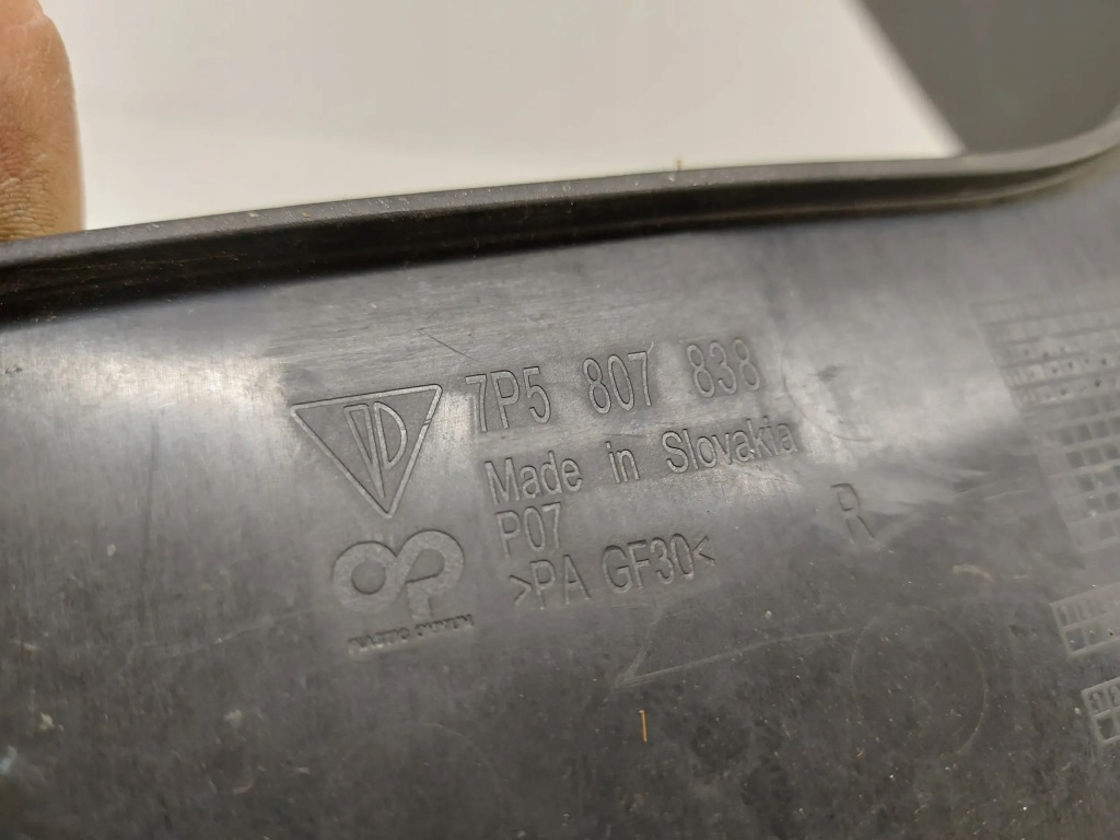 фото №7, Porsche cayenne 2 ii 7p молдинг права накладка бампер задній задня