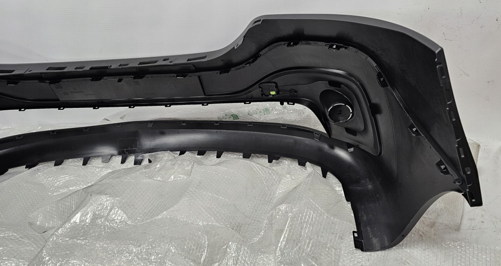 Купити Новий оригінальний бампер перед renault trafic iii 3 2014-2021 620223380r