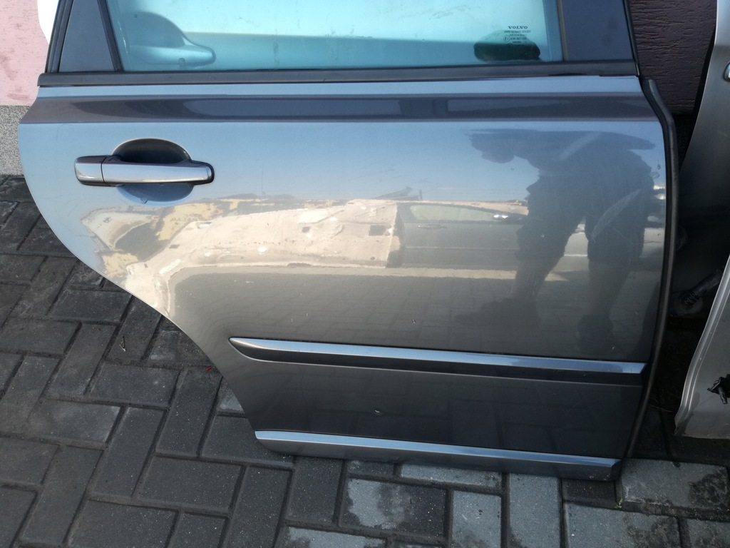 фото №2, Volvo v50 2004 - 2012 rok двері праве задні