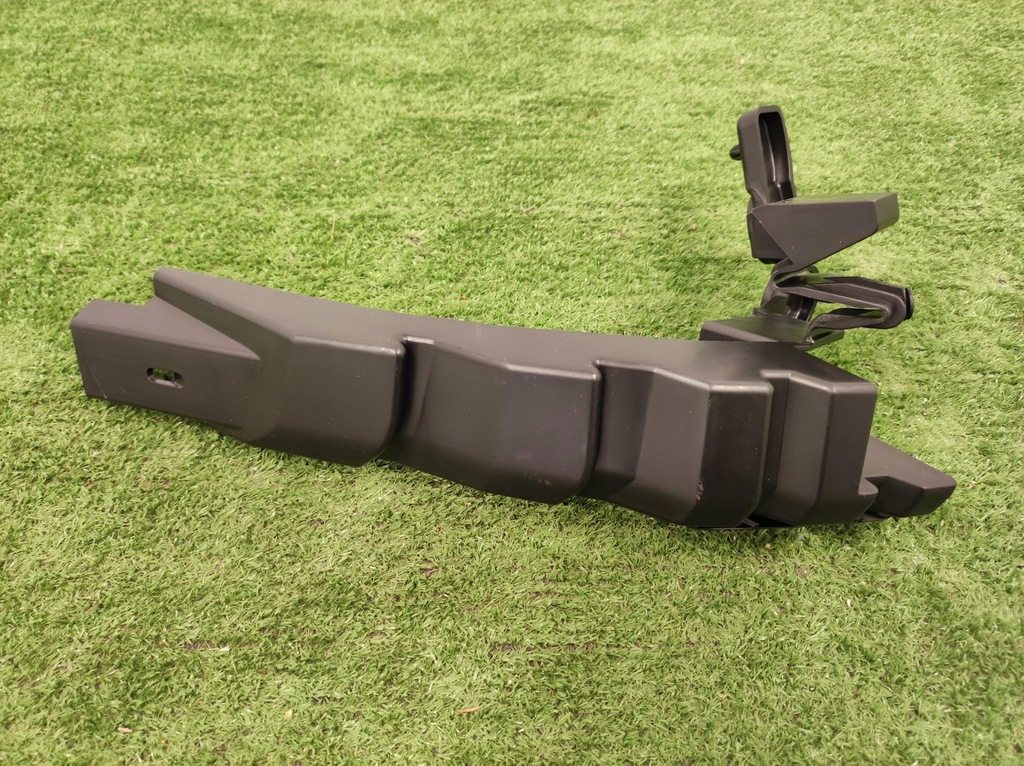 фото №1, Направляющая бампера задняя правый jaguar f-pace x761