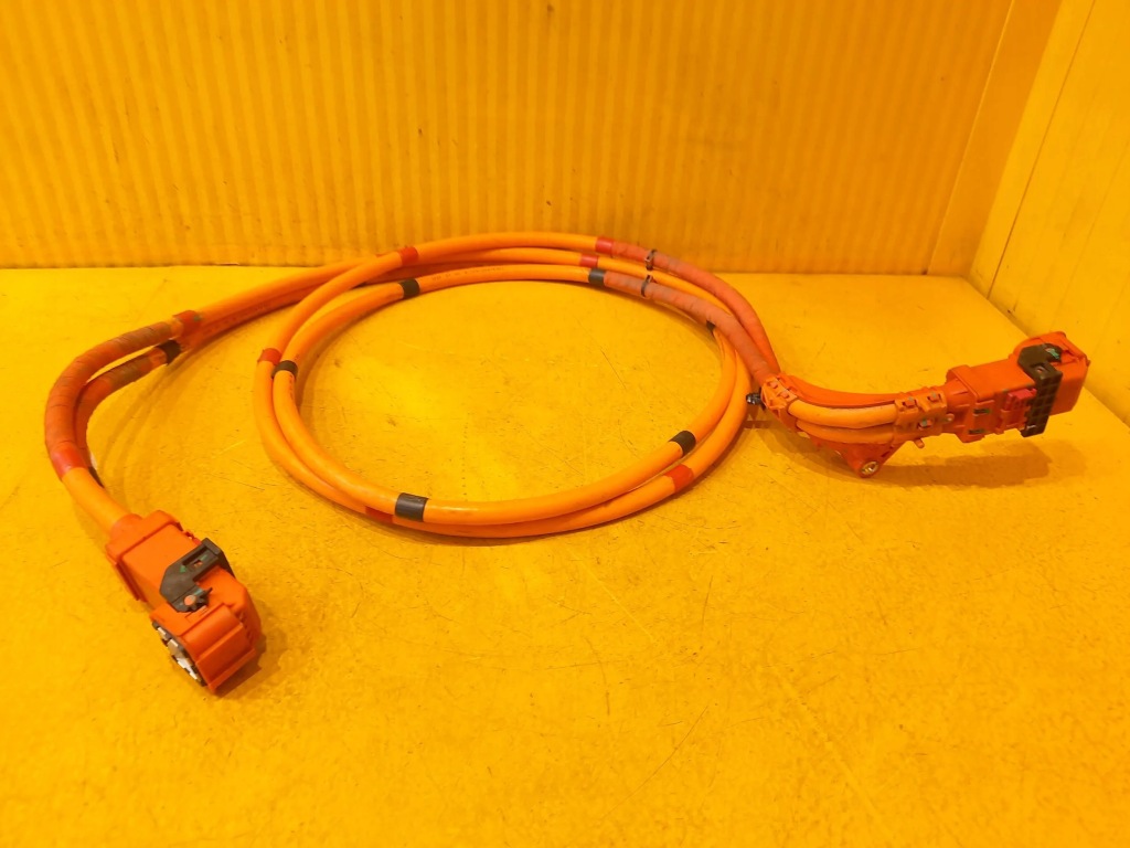 фото №1, Tesla model 3 кабель шланг акумулятора 1109003-00-e