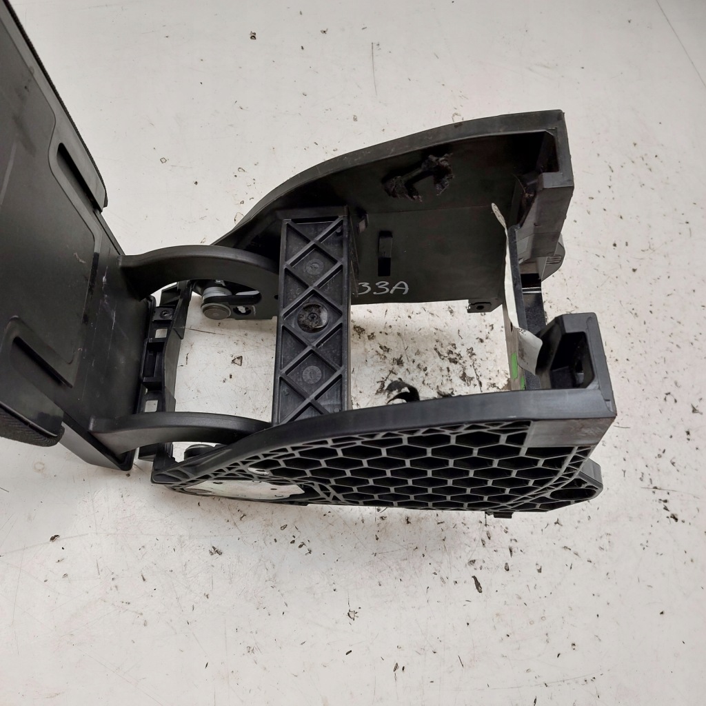 фото №8, Skoda superb ii 2 подлокотник кожаный 3t0864207c