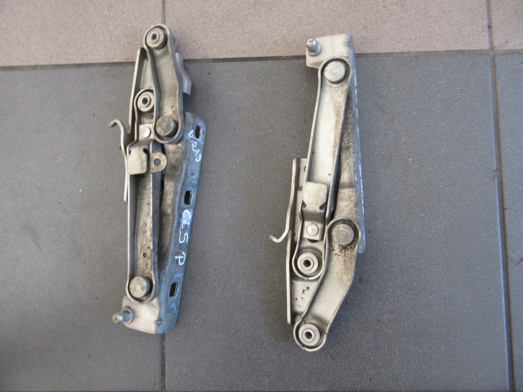 фото №1, Петли капот комплект mercedes w219 c219 cls c693