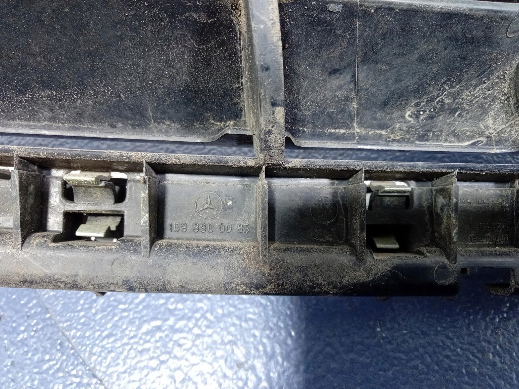 Mercedes a klasa w169 решётка радиатора решётка радиатора a1698800083 191 в Украине