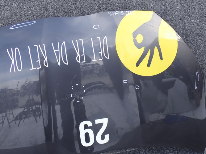 фото №8, Toyota yaris iv капот