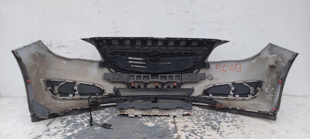 Opel insignia a 1 lift бампер перед передний с Разборки