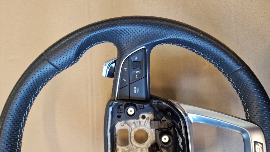 фото №5, Повітропровід audi rsq8 sq8 мультифункція пелюстки перемикання f1 4m8419091k