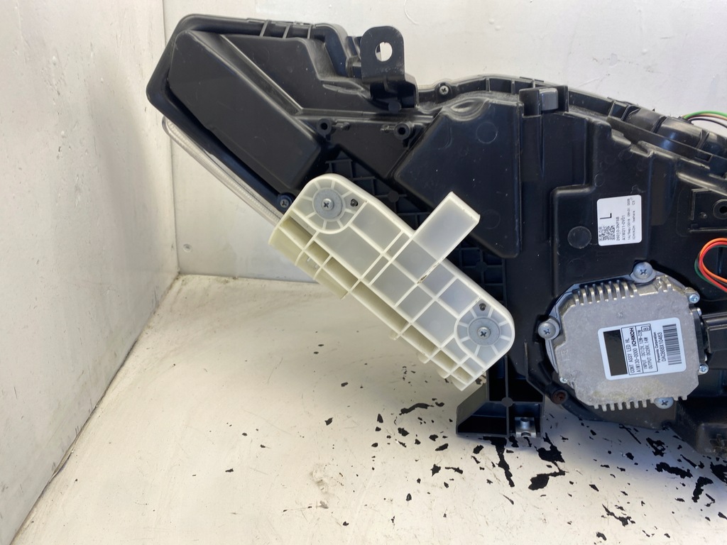 фото №12, Nissan leaf i лампа правый перед led 26010-3nf5b