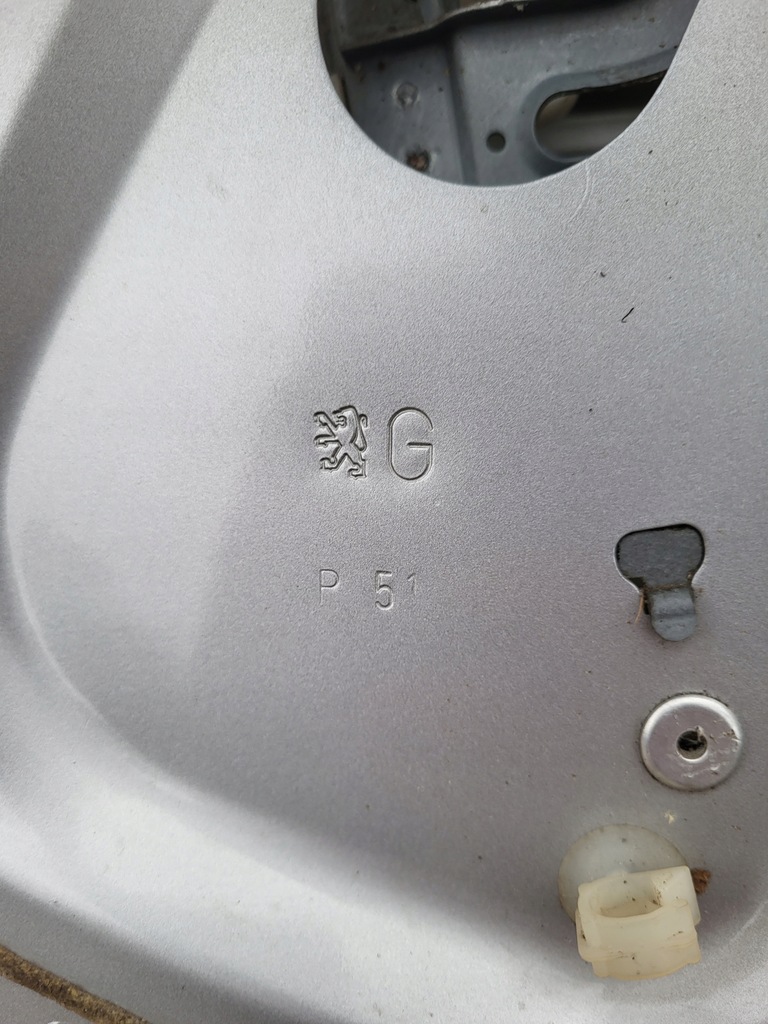 фото №11, Дверь левый задняя - peugeot 206