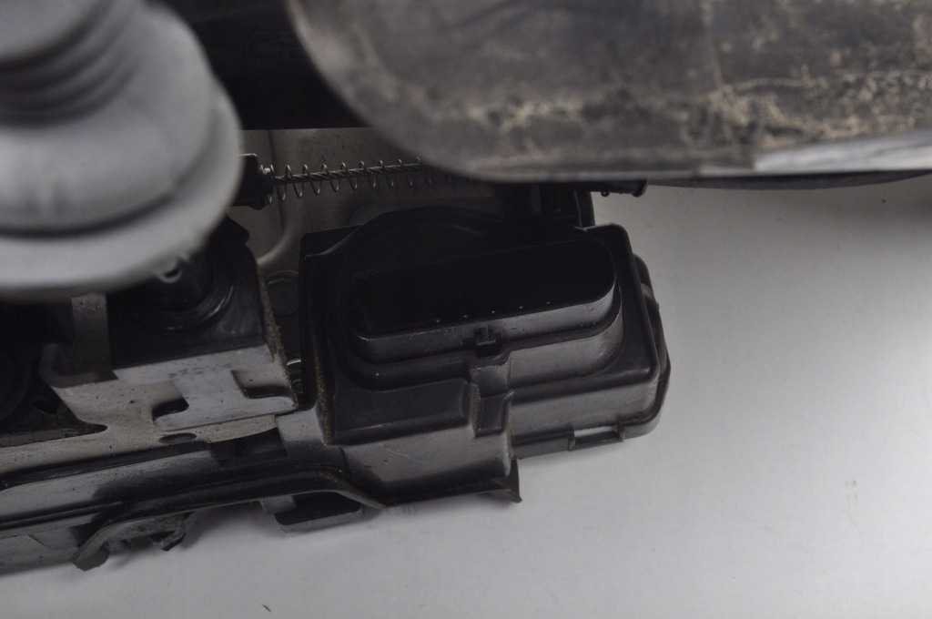 фото №8, Volvo s90 v90 замок двері правий перед передній 31462456