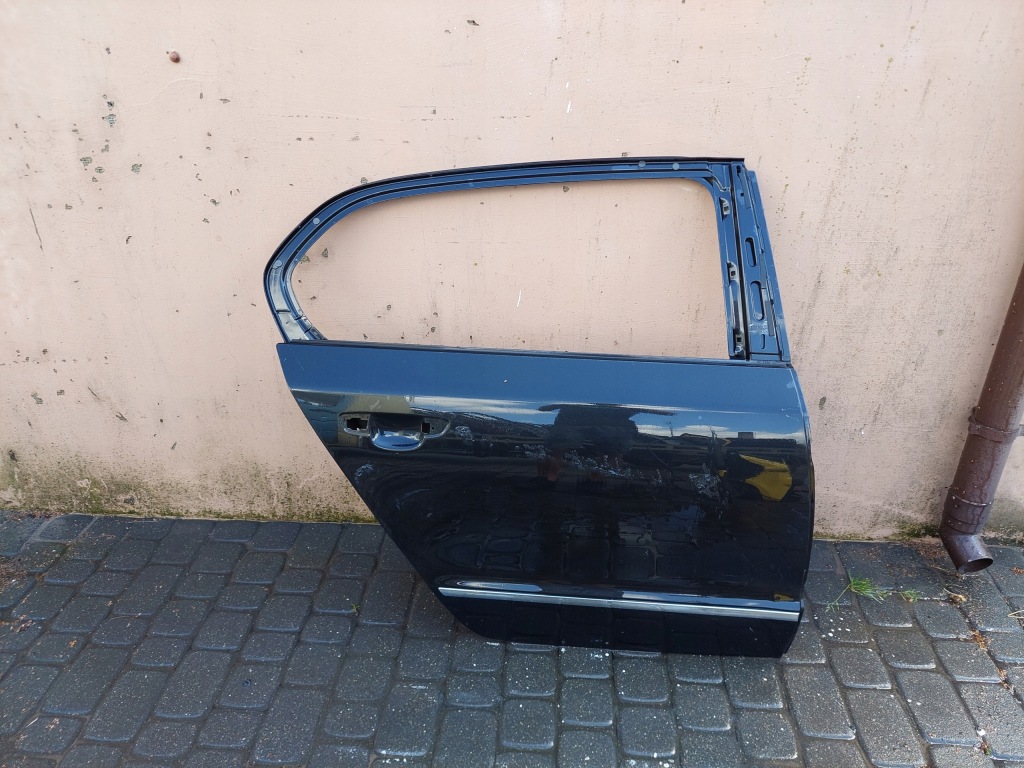 фото №1, Skoda superb 2 ii 2008- sedan дверь правое задняя задние