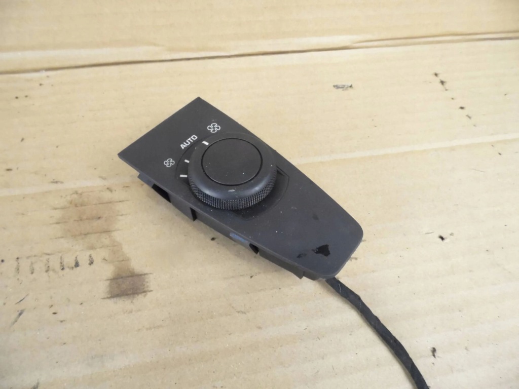 фото №1, Citroen c4 i picasso 2008 панель кондиціонера