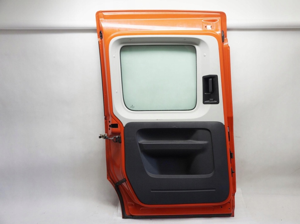 Двері ліва бічний зсувні vw caddy 2k 3 рестайлінг  15r Ціна