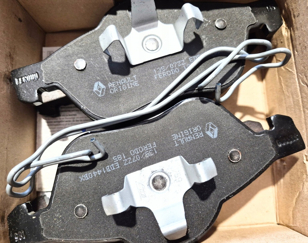 Купити Гальмівні колодки гальмівні перед renault laguna ii ferodo