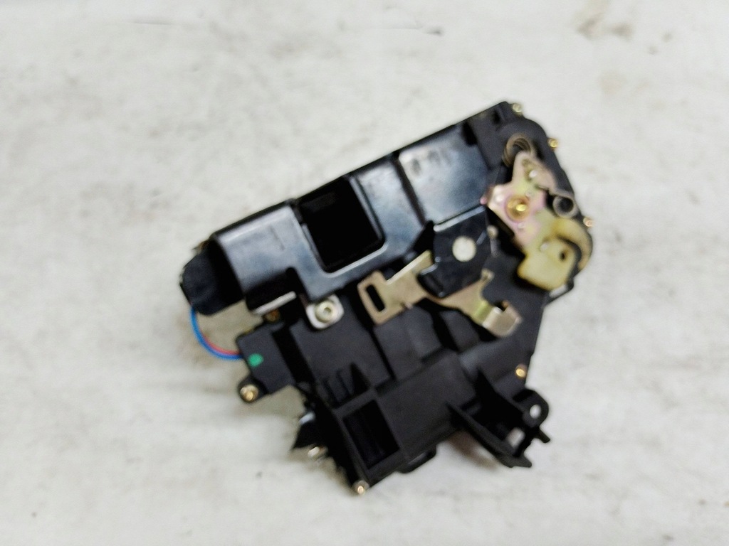 фото №6, Audi tt i 8n замок дверь левый перед 8n1837015b europa