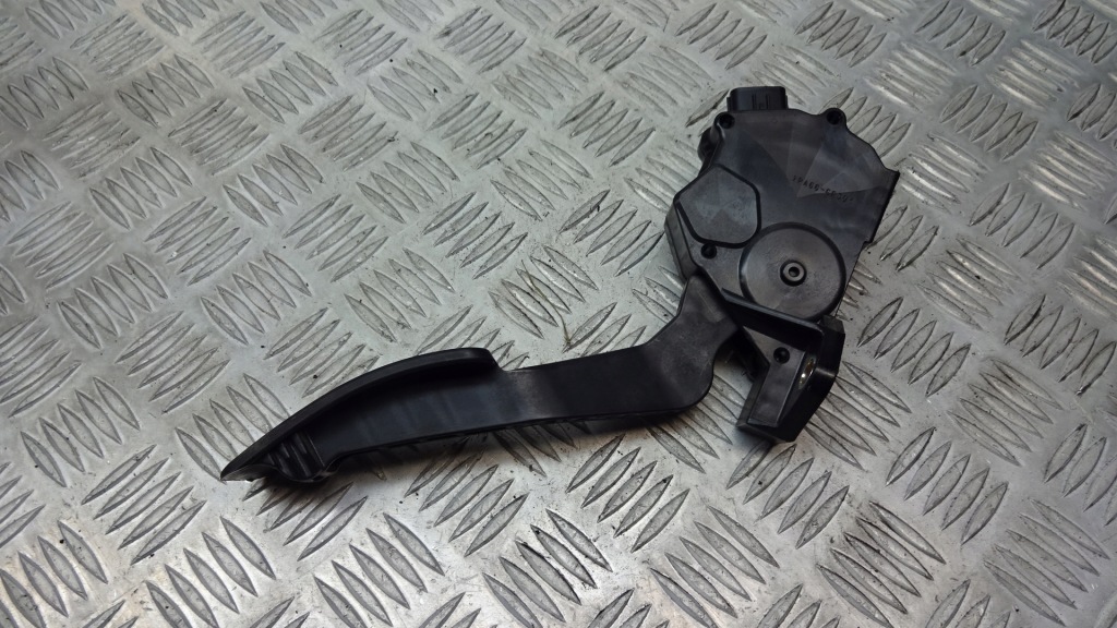 фото №1, Потенциометр педаль газа subaru outback iv 2.0 d 36010ag140