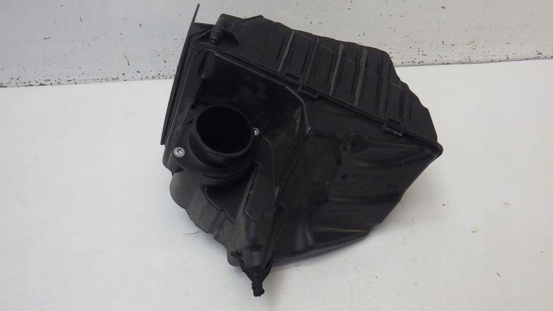 Купити Корпус фільтра повітря renault megane iii 1.2 tce 8200947663 h8200820922