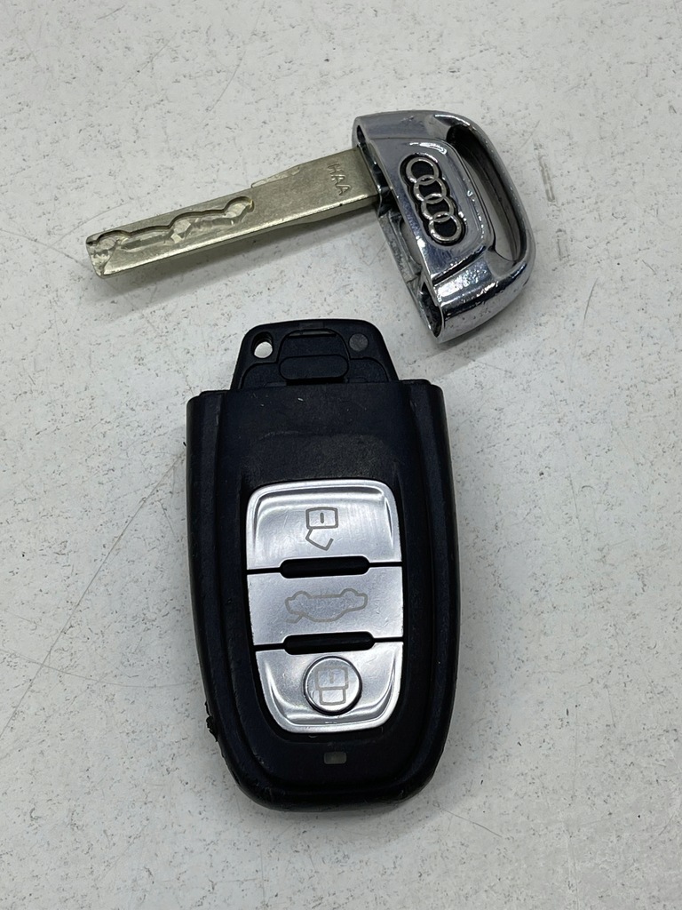 фото №12, Audi a6 c7 pilot ключ передавач жало справний!
