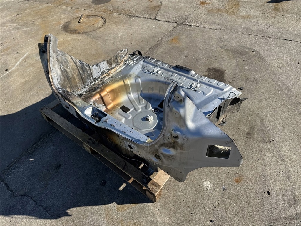 фото №8, Pas задний задняя поддон задняя кузов dacia spring 21-