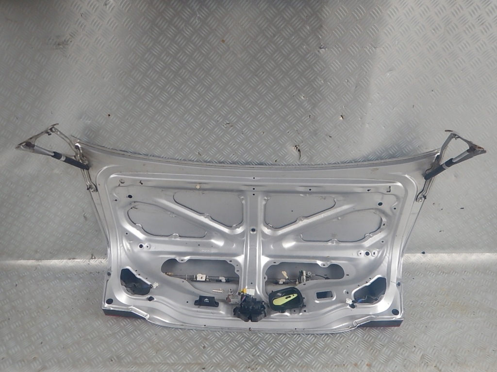 Lexus ls ls430 ii рестайлінг  кришка багажника задній задня комплектна оригінал Зі Шроту