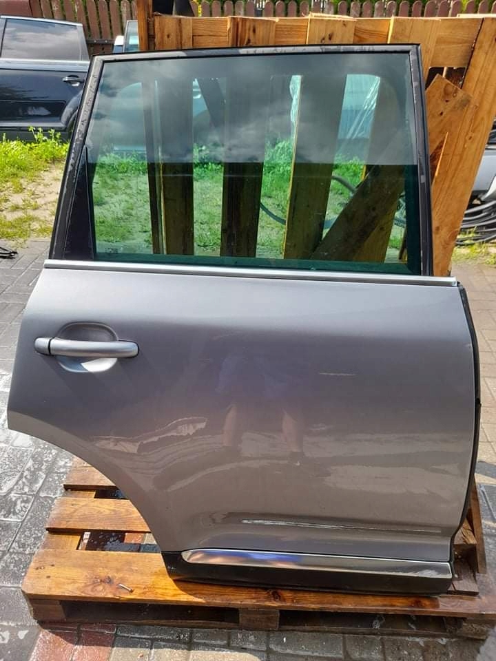 фото №1, Дверь правое задние volkswagen touareg 7l 03-